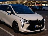 Gebraucht DFSK Forthing 4 177 PS (130 kW) 2024 Weiß Van / Kleinbus