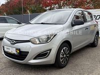 Gebraucht Hyundai i20 Classic 86 PS (63 kW) 2014 Silber Kleinwagen