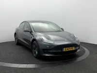 Gebraucht Tesla Model 3 Standard Range 208 kW (283 PS) 2023 Grau Limousine