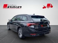 Gebraucht Skoda Octavia Tour 150 PS (110 kW) 2022 Schwarzmagic perleffekt Kombi