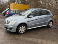 Gebraucht Mercedes B200 136 PS (100 kW) 2006 Grau Van / Kleinbus