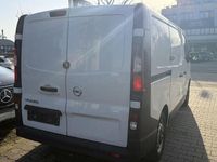 Gebraucht Opel Vivaro 95 PS (69 kW) 2019 Weiß Van / Kleinbus
