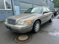 Gebraucht Ford Crown Victoria 250 PS (183 kW) 2003 Gold Limousine