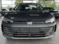 Gebraucht VW Passat Business 150 PS (110 kW) 2025 Grau metallic Kombi