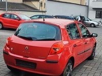 gebraucht Renault Clio Authentique 1.2 16V Eco2 55kW Authentique