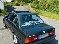 Gebraucht BMW 318 118 PS (86 kW) 1988 Grün Limousine