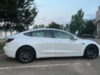 Gebraucht Tesla Model 3 Standard Range Plus 239 kW (325 PS) 2020 Weiß Limousine
