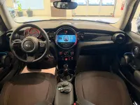 Gebraucht Mini Cooper Essential 136 PS (100 kW) 2023 Schwarz Kleinwagen