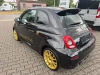Gebraucht Abarth 695 179 PS (131 kW) 2024 Schwarz Kleinwagen