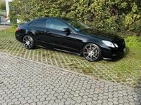Gebraucht Mercedes E350 265 PS (194 kW) 2011 Schwarz Coupé