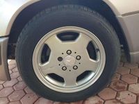 Gebraucht Mercedes E220 AMG 150 PS (110 kW) 1994 Silber Cabrio