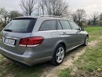 Gebraucht Mercedes E220 Avantgarde 170 PS (125 kW) 2014 Silber Limousine