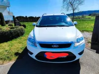 Gebraucht Ford Focus 100 PS (73 kW) 2011 Weiß Kombi