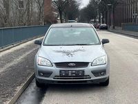 Gebraucht Ford Focus Sport 101 PS (74 kW) 2005 Silber Limousine