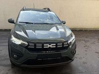 Gebraucht Dacia Sandero Expression 91 PS (66 kW) 2024 Staubgrau Kleinwagen