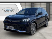 Gebraucht VW Tiguan R-line 150 PS (110 kW) 2024 Schwarz SUV