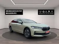 Gebraucht Skoda Superb Selection 150 PS (110 kW) 2024 Ice tea gelb metallic Kombi