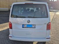 Gebraucht VW T6 Comfortline 150 PS (110 kW) 2016 Weiß Van