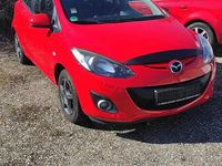 Gebraucht Mazda 2 86 PS (63 kW) 2013 Rot Kleinwagen