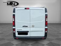Gebraucht Opel Vivaro 95 PS (69 kW) 2018 Weiß Van / Kleinbus
