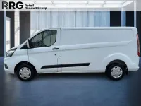 Gebraucht Ford 300 Trend 131 PS (96 kW) 2022 Weiss Van / Kleinbus