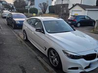 Gebraucht BMW 330 252 PS (185 kW) 2017 Weiß Limousine