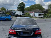 Second-hand Mercedes E220 170 CP (125 kW) 2011 Negru Berlinǎ