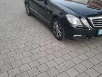 Używany Mercedes E200 184 KM (135 kW) 2009 Czarny Sedan/Limuzyna