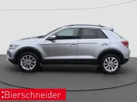 Neu VW T-Roc Life 150 PS (110 kW) 2026 Grenadill SUV