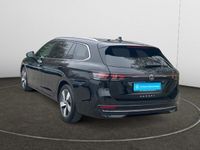 Gebraucht VW Passat Elegance 150 PS (110 kW) 2024 Grenadillschwarz metallic Kombi