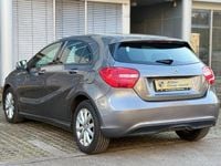 Gebraucht Mercedes A180 109 PS (80 kW) 2013 Grau Limousine
