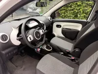Gebraucht Renault Twingo Life 71 PS (52 kW) 2016 Weiß Kleinwagen