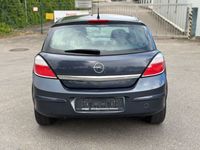 gebraucht Opel Astra Lim. Edition 1.6 Klima SHZ Tüv Neu