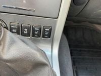 Gebraucht Nissan Navara 190 PS (139 kW) 2015 Grün Pickup