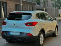 Gebraucht Renault Kadjar LIMITED 131 PS (96 kW) 2018 Weiß SUV