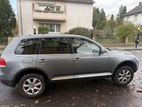 Gebraucht VW Touareg 224 PS (164 kW) 2006 Grau SUV