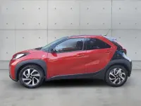 Neu Toyota Aygo X 72 PS (52 kW) 2025 Rot SUV