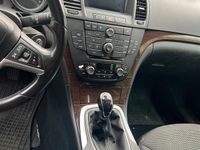 Gebraucht Opel Insignia 160 PS (117 kW) 2013 Schwarz Kombi