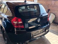 Second-hand BMW 118 143 CP (105 kW) 2009 Negru Hatchback