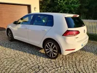 Gebraucht VW Golf VII 116 PS (85 kW) 2019 Weiß Limousine