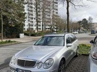 Gebraucht Mercedes E220 Avantgarde 150 PS (110 kW) 2004 Silber Limousine
