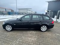 Second-hand BMW 318 143 CP (105 kW) 2012 Negru Break