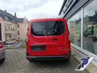 Gebraucht Ford Transit Trend 120 PS (88 kW) 2019 Rot Kombi