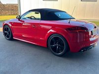 Gebraucht Audi TT Roadster Design 211 PS (155 kW) 2011 Rot Cabrio
