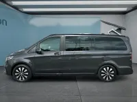 Gebraucht Mercedes V300 237 PS (174 kW) 2024 Grau Van / Kleinbus