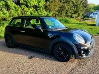 Usata Mini ONE 102 CV (75 kW) 2016 Nero Utilitaria