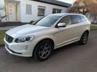 Gebraucht Volvo XC60 Ocean Race 190 PS (139 kW) 2015 Weiß SUV