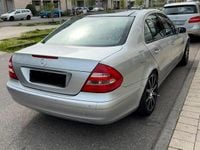 Usata Mercedes E240 2002 Grigio Utilitaria