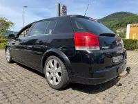 Gebraucht Opel Signum Edition+ 140 PS (102 kW) 2007 Schwarz Kleinwagen