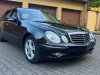 Usado Mercedes E220 170 CV (125 kW) 2008 Negro Berlina